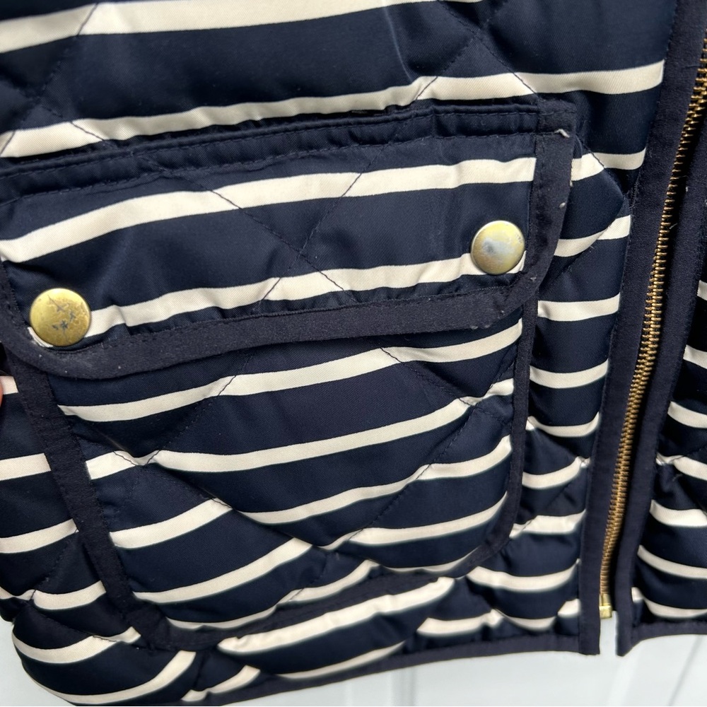 J. Crew Excursion Vest - image 8